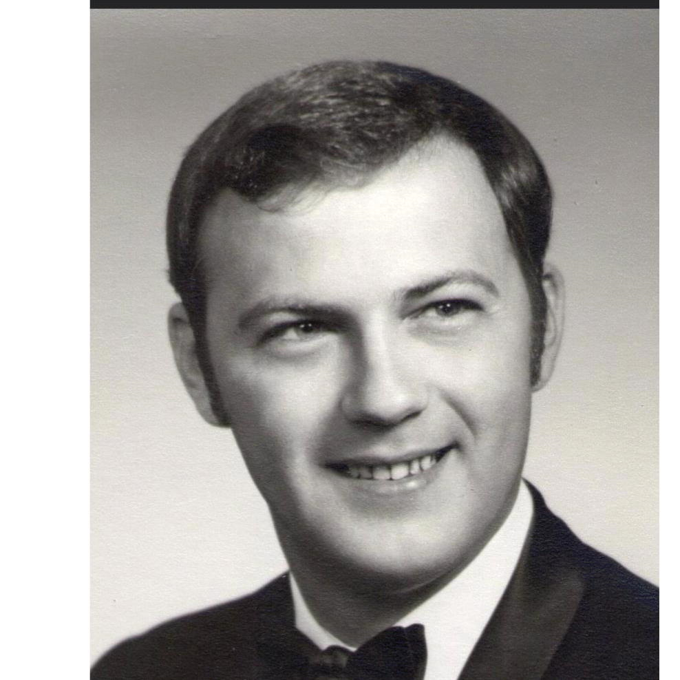 Mac Gibbons Jr.