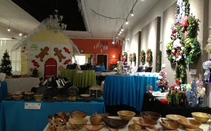Mistletoe market last year