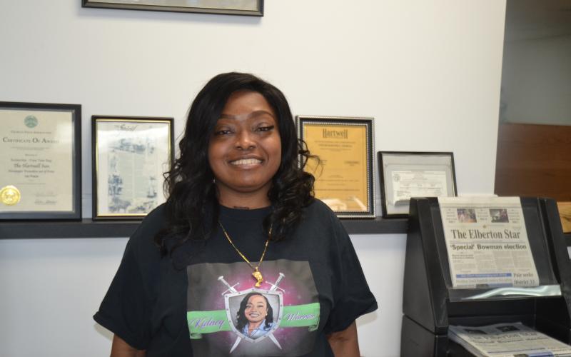 Sunshot by Drew Dotson - Shirlena Sturghill-Barnett, 38, is hoping to find a kidney donor and is raising awareness about kidney diseases while she waits.