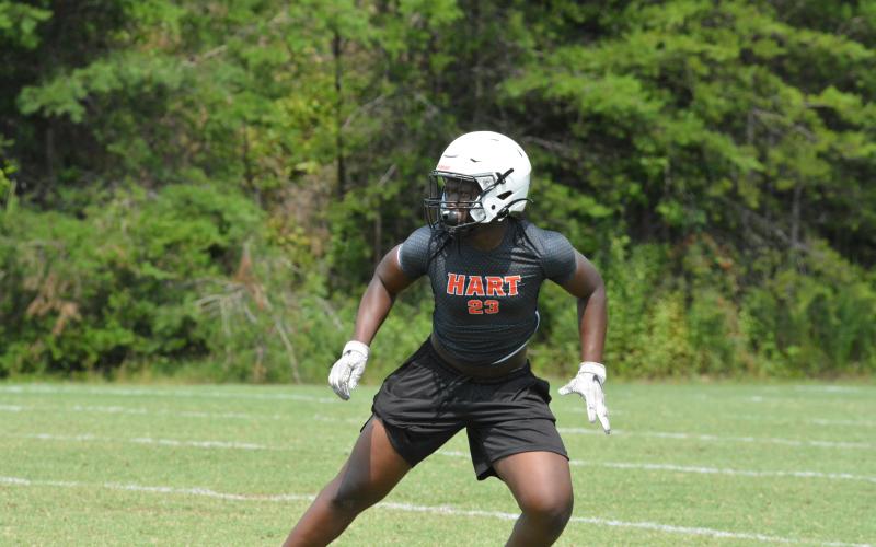 Drew Dotson/The Hartwell Sun - Keagan Dye drops back in coverage on defense.