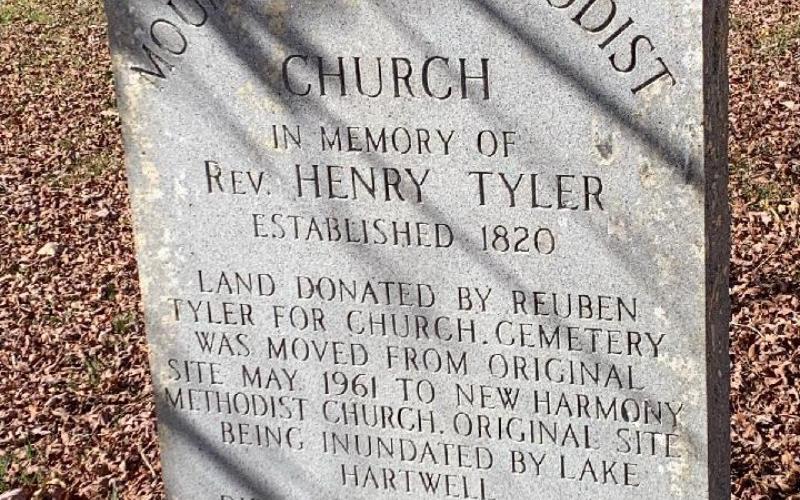 One of the markers restored by Chapman.