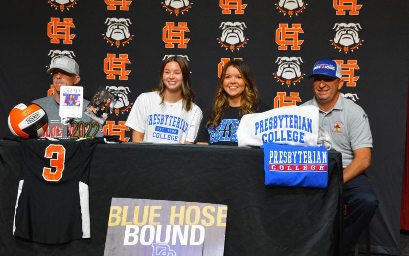 Aliza Hart signs to Presbyterian College for volleyball.