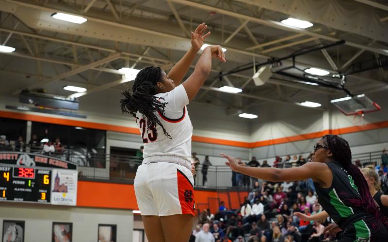 TK Smith, who has been the leading scorer in the previous two games, continues her hot streak as she led the Lady Dogs once again with 19 points in the 73-40 win over the Lady Lions. (Photo by Lexie Wheless)