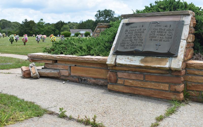 Nancy Hart Memorial Park is located on Royston Highway, and is currently under investigation by the Georgia Secretary of State’s office. Many of the concrete paths throughout Nancy Hart Memorial Park are cracked and have weeds growing through them.