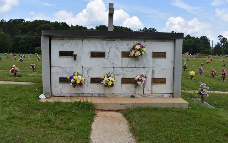 There are two mausoleums on the ground of Nancy Hart Memorial Park. The smaller of the two has a large crack on the side of the structure facing away from Royston Highway.