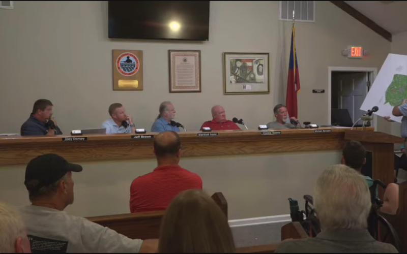 Surveyor Aaron Blomberg discusses zoning ordinances at the Hart County BOC meeting