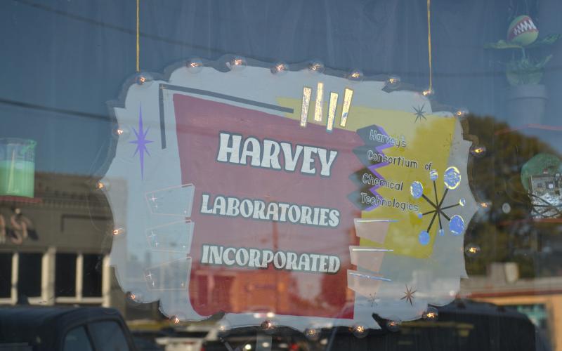 Hart County Community Theatre prepares for Harvey’s annual haunted house.
