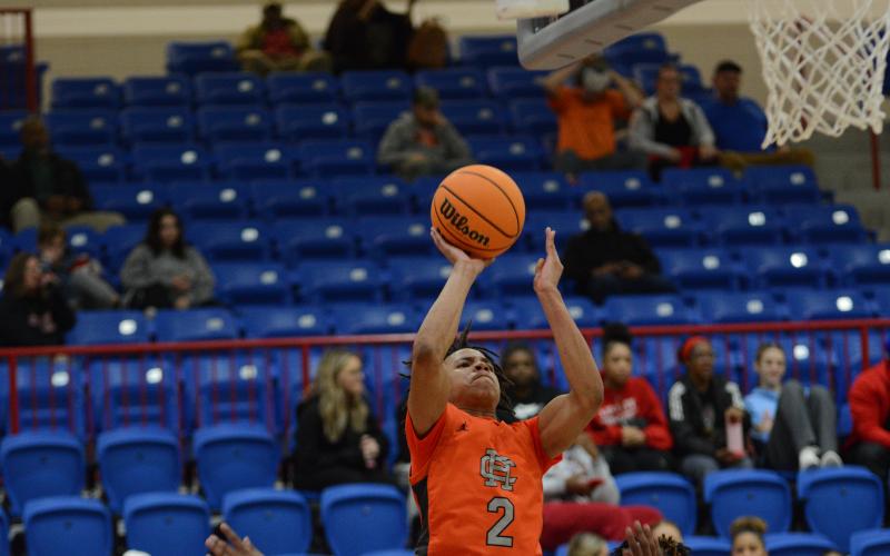 Junior guard O’Brian Evans lead the Dogs in scoring with 20 points in the 67-56 road loss to Jefferson on Dec. 5.