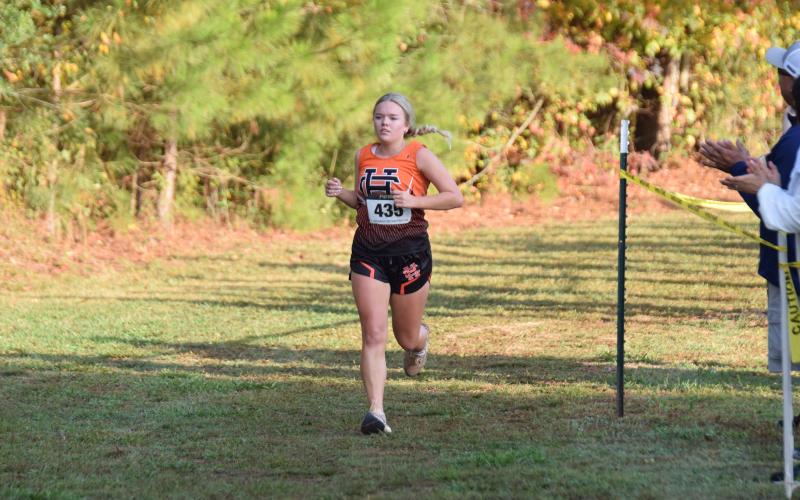 Senior Mackenzie Searles placed 43rd to help the girls team advance to state after a ninth place finish. Photo by Shane Scoggins/Franklin County Citizen Leader.