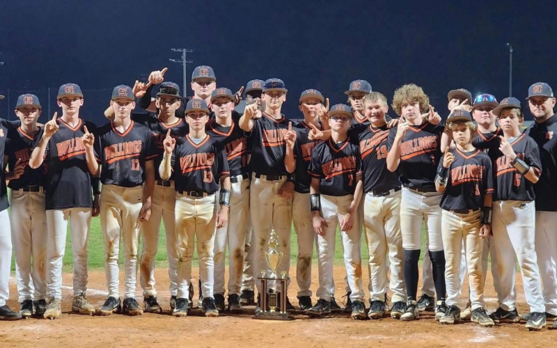 Pictured is the Hart County Middle School baseball team after capturing the region title with back-to-back wins over the Cubs of Franklin County on March 28. (Submitted Photo)