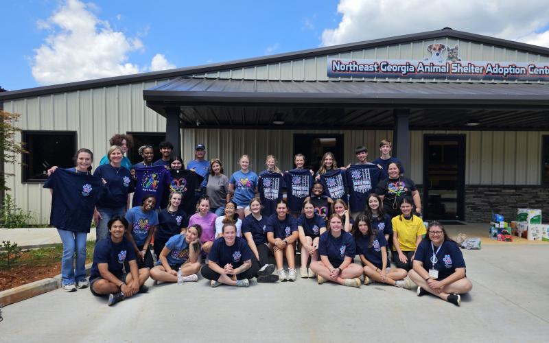 Students, teachers and volunteers pictured include Powell Chiang, Summer Albright, Ava Carey, Catherine Jackson, Abigail McNeill, Lexi Henry, Lissette Valencia Garcia, Mia Nguyen, Peyton McCollum, Emma Shiflet, Mary Beth White, Isla Bell, Alaynah Kennedy, Lyla Phillips, Averi Ferguson, Lisa Fanczi, Yukira Montgomery, Lizbeth Rojas Reyes, Donna Madkiff, Olivia Bledsoe, Ashlyn Adams, Kamryn McIntosh, Josee Fleming, Jace Fowler, Tyler Bowers and Ivan Delgado. (Photo submitted by Fanczi)