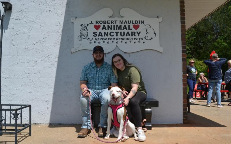 TeeChee, a beloved rescue at the Hart County Humane Society, finally found her “fur-ever” home with new owners Levi and Kaitlin Owens May 4. The humane society threw TeeChee and her new owners an “Adoption Paw-ty” to celebrate. (Photo/Adriana Cascio)