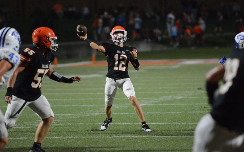 Junior quarterback Kurston Curry had touchdowns in the scrimmage against Oconee as Curry’s was on the ground while Franklin’s was through the air in the 28-6 win over the Warriors. (Photo by London)