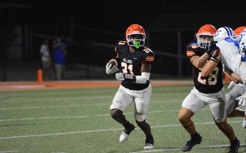 Junior running back Faustino Rangel rushed for 128 yards and scored twice on the ground in the 28-6 win. (Photo by London)