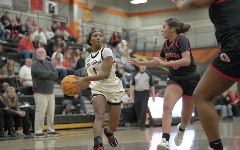 Junior guard Jaycee Wiley drives into the paint in the 60-32 win over the Lady Indians of Stephens County Jan. 23. Photo by Gavin Thomason.