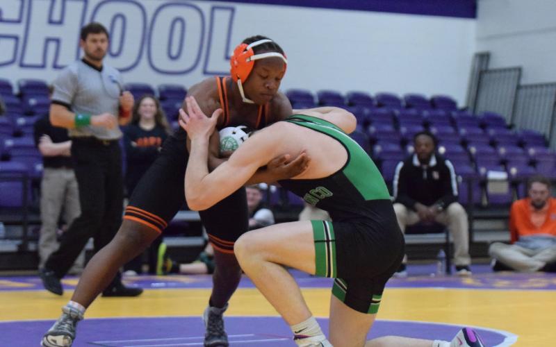 Freshman Kingston Cambell competed against the Lions of Franklin County in the 53-28 loss at Area Duals held at Union County High School Jan. 10. Photo by Shane Scoggins.