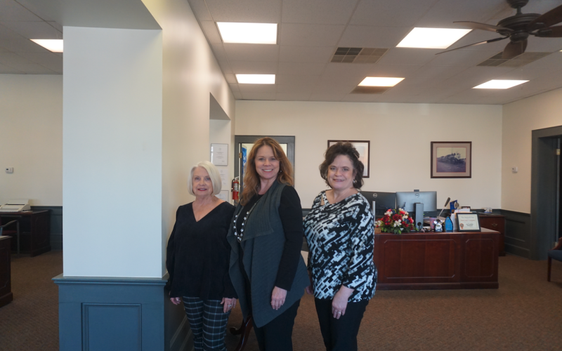 1st Franklin Financial Corporation employees in Hartwell include (L-R) Pam Anderson, Wendy Holmes and Joyce Wilson. Photo by Madison Linton.