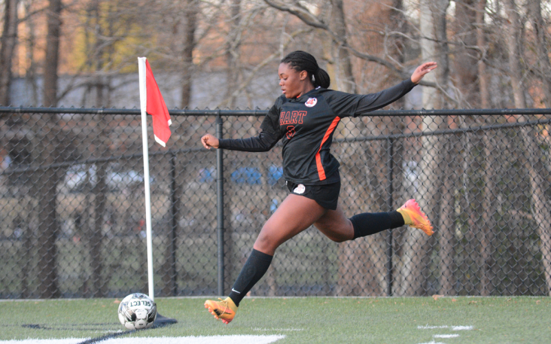 Lady Dogs’ junior center back Aidyn Craft earns Athlete of the Week. Photo by Benjamin London.