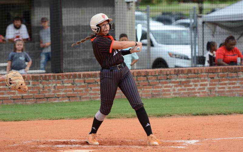 Pictured is freshman outfielder Peyton Jordan, as she went 1-1 with two runs, two RBI’s and two walks. Photo by Benjamin London.