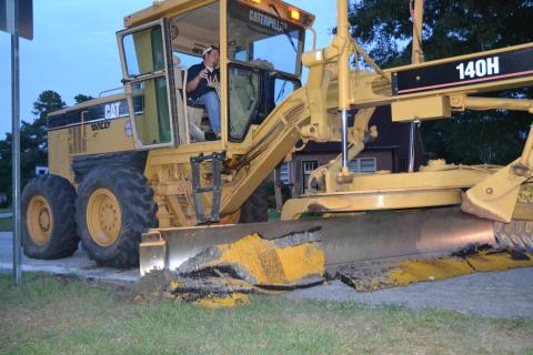 Sunshot by Michael Isom — A crew from the Hart County Road Department was immediately called to take down four speed bumps on East Main Street Tuesday night as soon as a vote passed from the town council to concede to county officials’ and various residents’ concerns.