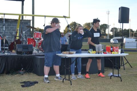 High schoolers participate in an activity at the 2018 Fields of Faith.