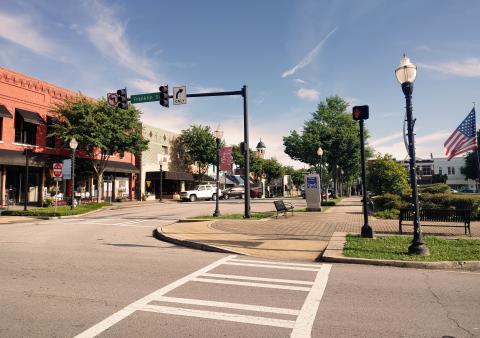 Dan Hunt/The Hartwell Sun Downtown Hartwell at the corner of Franklin and Forest Streets.