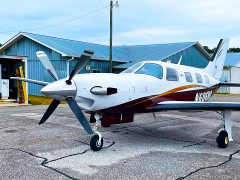 An airplane docked at the Franklin-Hart Airport