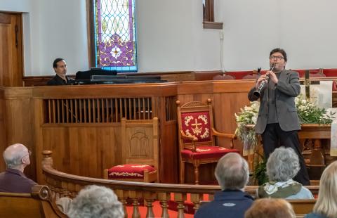 Igor Begelman dazzles the audience at the Hartwell First United Methodist Church playing famous classics.