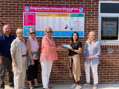 Pictured L-R: Jason Ford, Tammy Hutcherson, DruAnn Williams, Nancy Hardigree, Melissa Rice and Diane Evans.