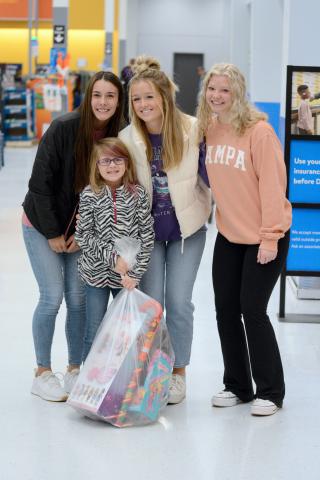 Pictured (L-R) is Rileigh Jordan, Zoe Grace Lee, Olivia Rowland and Ally Anderson after wrapping up a fun morning of shopping.  