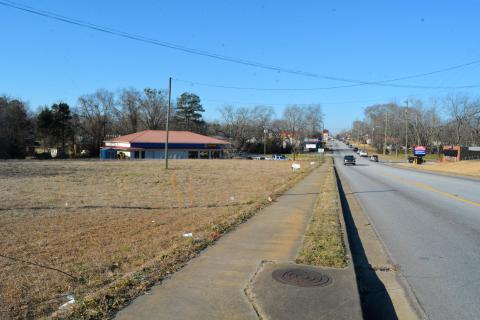 Pictured above is the location of the 1.9-acre lot along Franklin Street adjacent to Napa Auto Parts where a Dunkin' Donuts and Firehouse Subs is planned.