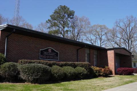 Early voting is underway for the Hart County Board of Education’s ESPLOST. If approved, the upcoming ESPLOST will be the sixth edition in Hart County and is expected to collect over $30 million. 