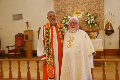 Pictured during the Sunday service at St. Andrew’s Episcopal Church are the Right Rev. Robert C. Wright, Bishop of the Episcopal Diocese of Atlanta (left) and the Rev. Reid H. Hamilton, priest-in-charge. 