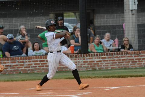 Senior infielder Jazz Shealer