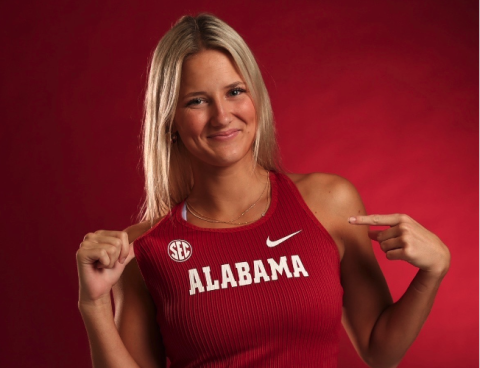 Hart County senior pole vaulter Amelia Johnson commits to Alabama over Kennesaw State, Ole Miss, and Clemson.