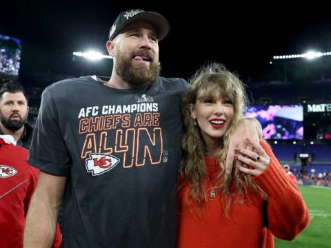 Travis Kelce and Taylor Swift (Photo by Patrick Smith/Getty Images)