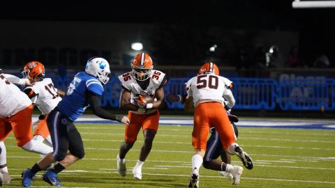 Bulldogs’ sophomore running back Faustino Rangel rushes for only 12 yards on six carries in the 19-0 shutout loss to the Ringgold Tigers in the first round of the state playoffs Nov. 15. Photo by Greg Gaines.