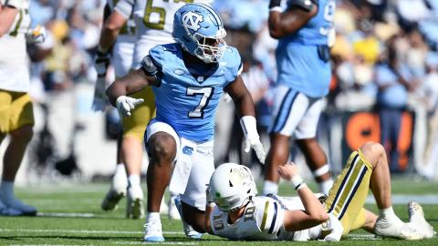 Former Hart County and current UNC edge rusher Kaimon Rucker pressures Georgia Tech’s quarterback Haynes King in the 41-34 loss to the Yellow Jackets in Chapel Hill on Oct. 12. Photo by Anthony Sorbellini/UNC Athletics