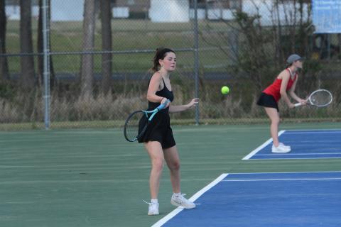 Mary Charlotte Gordon picked up the lone match win for the Lady Dogs at No. 2 singles, 6-6 (7-5) and 6-2 in the 4-1 loss to Madison County on April 3. (Photo/Benjamin London)