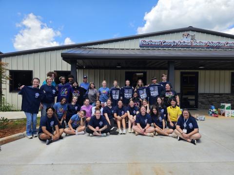 Students, teachers and volunteers pictured include Powell Chiang, Summer Albright, Ava Carey, Catherine Jackson, Abigail McNeill, Lexi Henry, Lissette Valencia Garcia, Mia Nguyen, Peyton McCollum, Emma Shiflet, Mary Beth White, Isla Bell, Alaynah Kennedy, Lyla Phillips, Averi Ferguson, Lisa Fanczi, Yukira Montgomery, Lizbeth Rojas Reyes, Donna Madkiff, Olivia Bledsoe, Ashlyn Adams, Kamryn McIntosh, Josee Fleming, Jace Fowler, Tyler Bowers and Ivan Delgado. (Photo submitted by Fanczi)