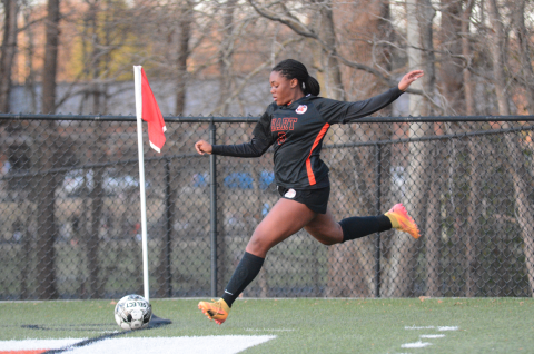 Lady Dogs’ junior center back Aidyn Craft earns Athlete of the Week. Photo by Benjamin London.