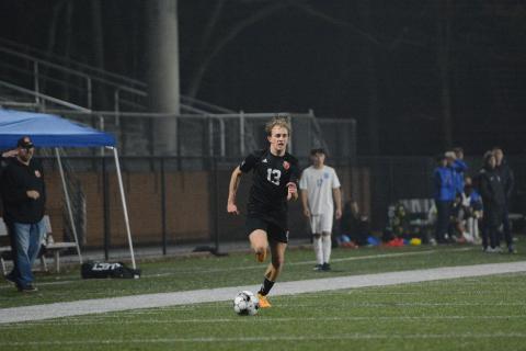 Soccer Dogs’ senior forward Will Bell earns Athlete of the Week. Photo by Benjamin London.