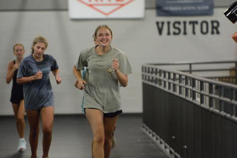 Cross country's sophomore runner Evva Barton earns Athlete of the Week. Photo by Benjamin London. 