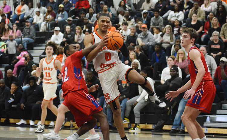 Sunshot by Grayson Williams - Demetrius Glenn makes a move to the basket against Jefferson