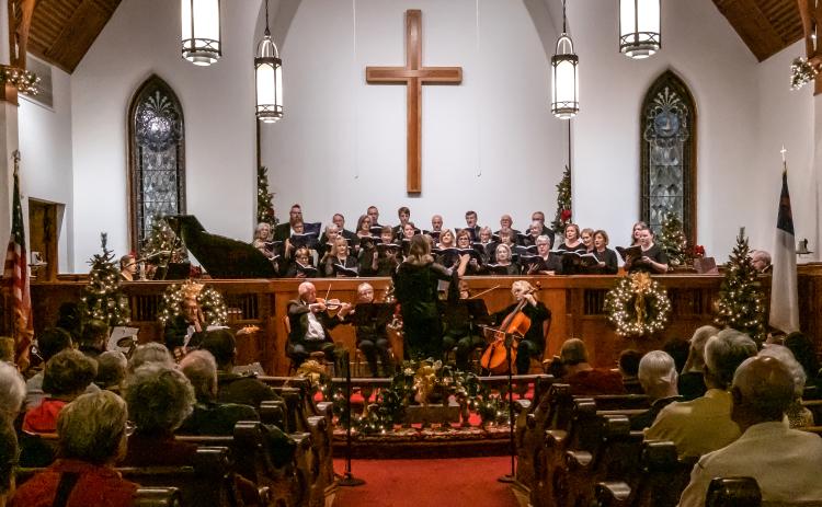 The Hartwell First United Methodist Church Chancel Choir and Orchestra captivates concert goers on Sunday evening, Dec. 5 with its show, “Christmas Changes Everything.”