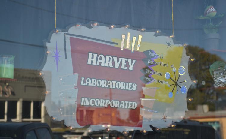 Hart County Community Theatre prepares for Harvey’s annual haunted house.