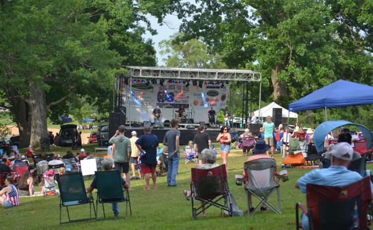 Hartwell’s Lakeside Music Festival was a party with a purpose to save the lives of shelter animals.