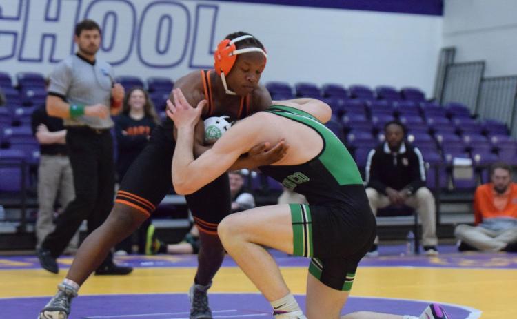 Freshman Kingston Cambell competed against the Lions of Franklin County in the 53-28 loss at Area Duals held at Union County High School Jan. 10. Photo by Shane Scoggins.