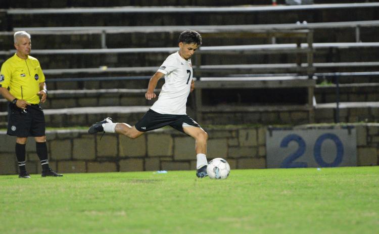 Soccer’s junior midfielder Noé Ramírez Padilla earns Athlete of the Week. (Photo by Benjamin London)